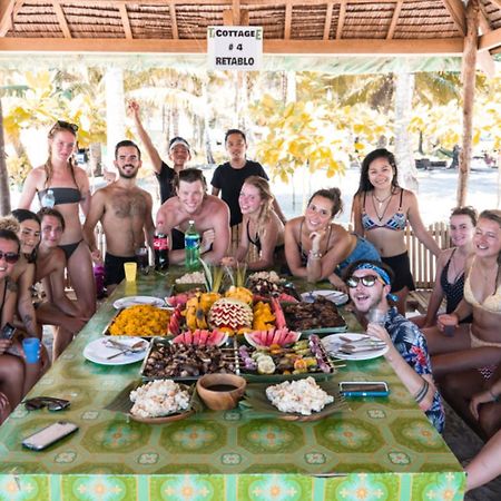 Mad Monkey Hostel Siargao (Adults Only) เจเนอรัลลูนา ภายนอก รูปภาพ