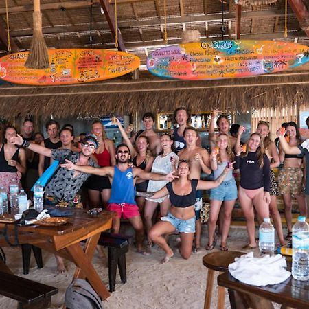 Mad Monkey Hostel Siargao (Adults Only) เจเนอรัลลูนา ภายนอก รูปภาพ