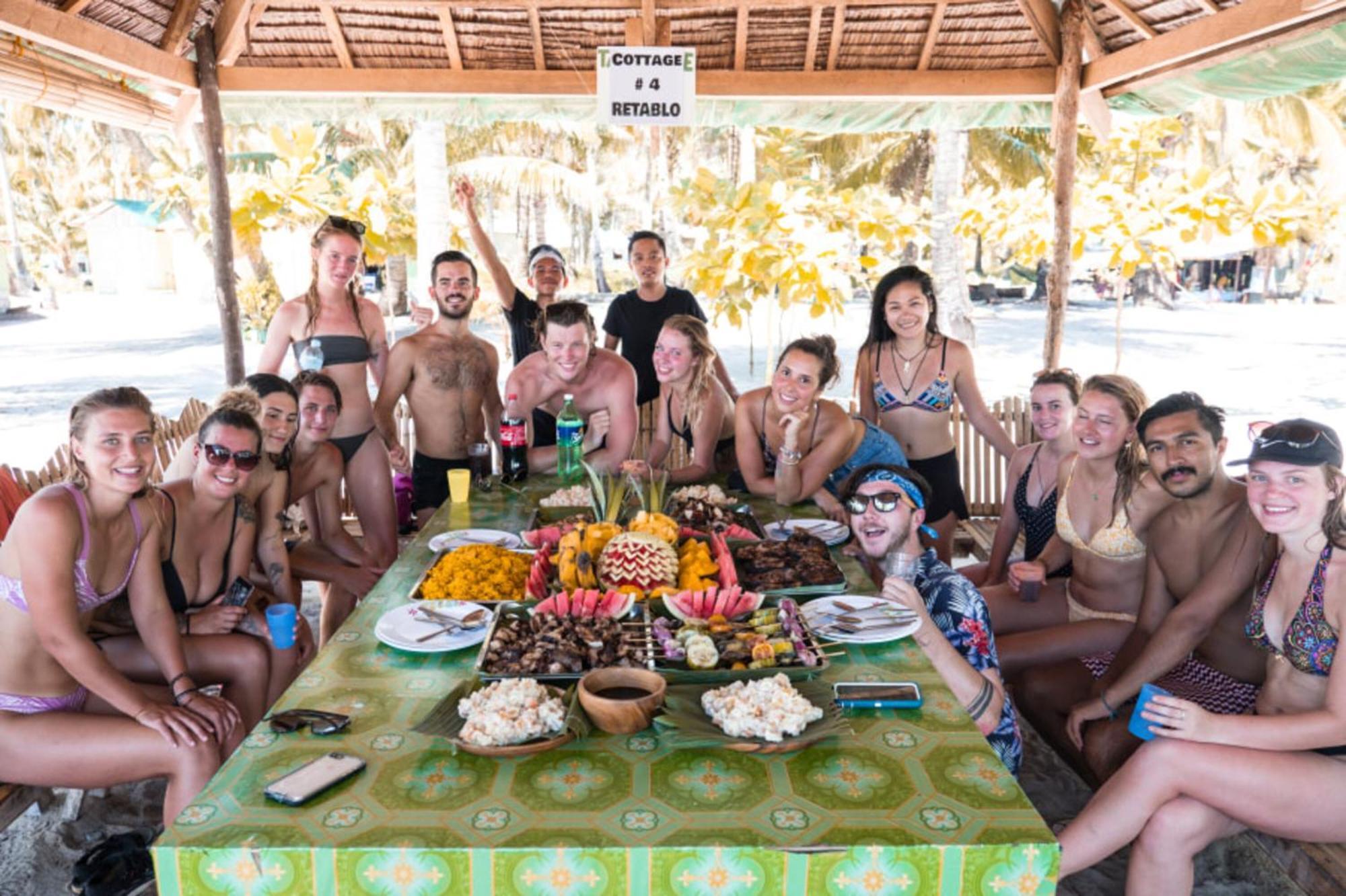 Mad Monkey Hostel Siargao (Adults Only) เจเนอรัลลูนา ภายนอก รูปภาพ